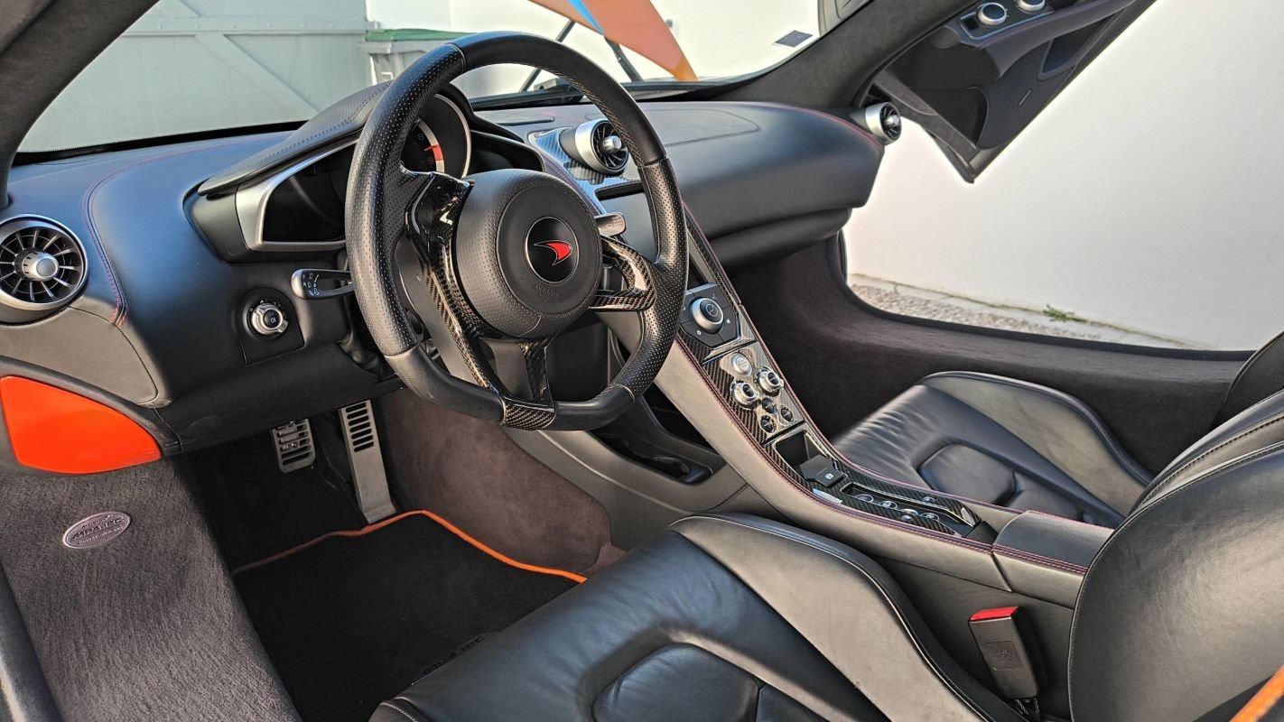 McLaren MP4-12C - Photo 8