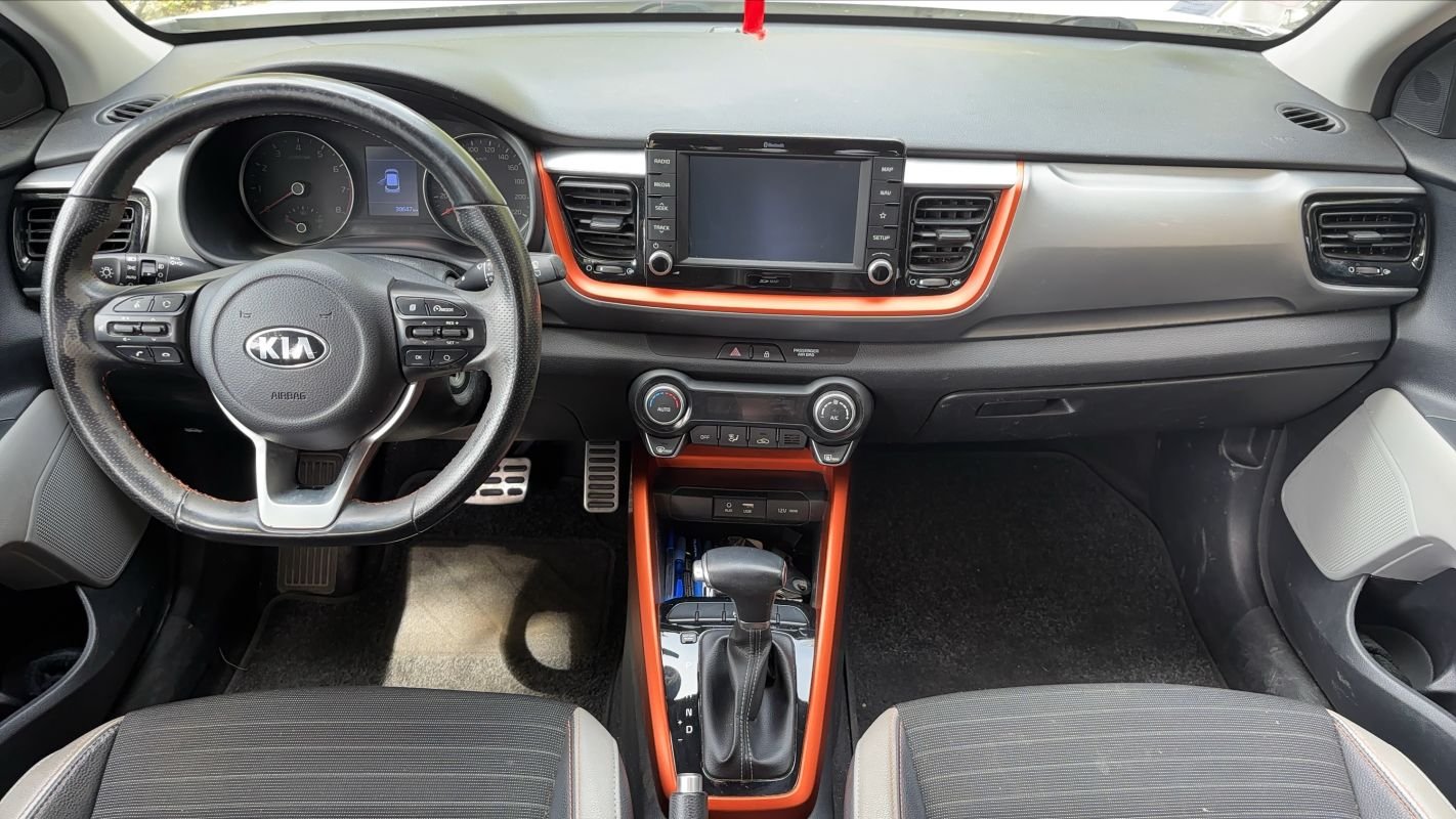 Kia Stonic - Photo 11