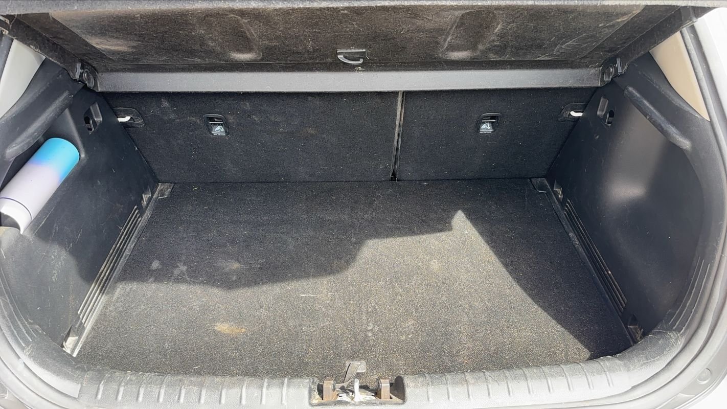 Kia Stonic - Photo 14
