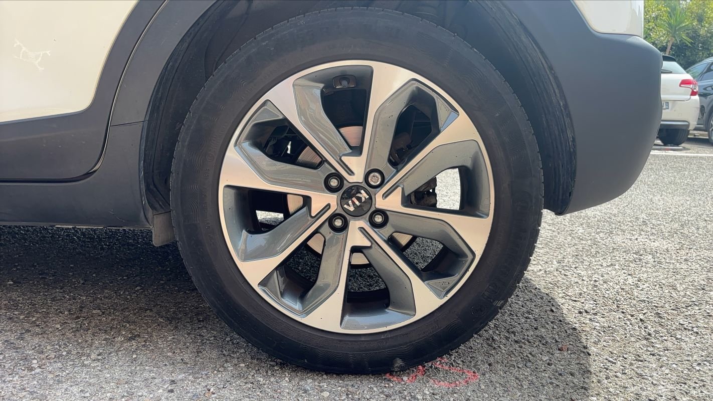 Kia Stonic - Photo 19