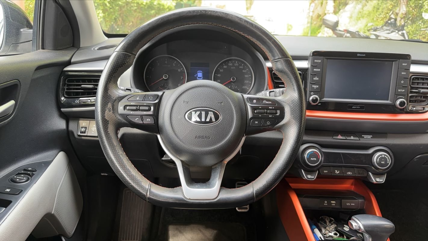 Kia Stonic - Photo 23