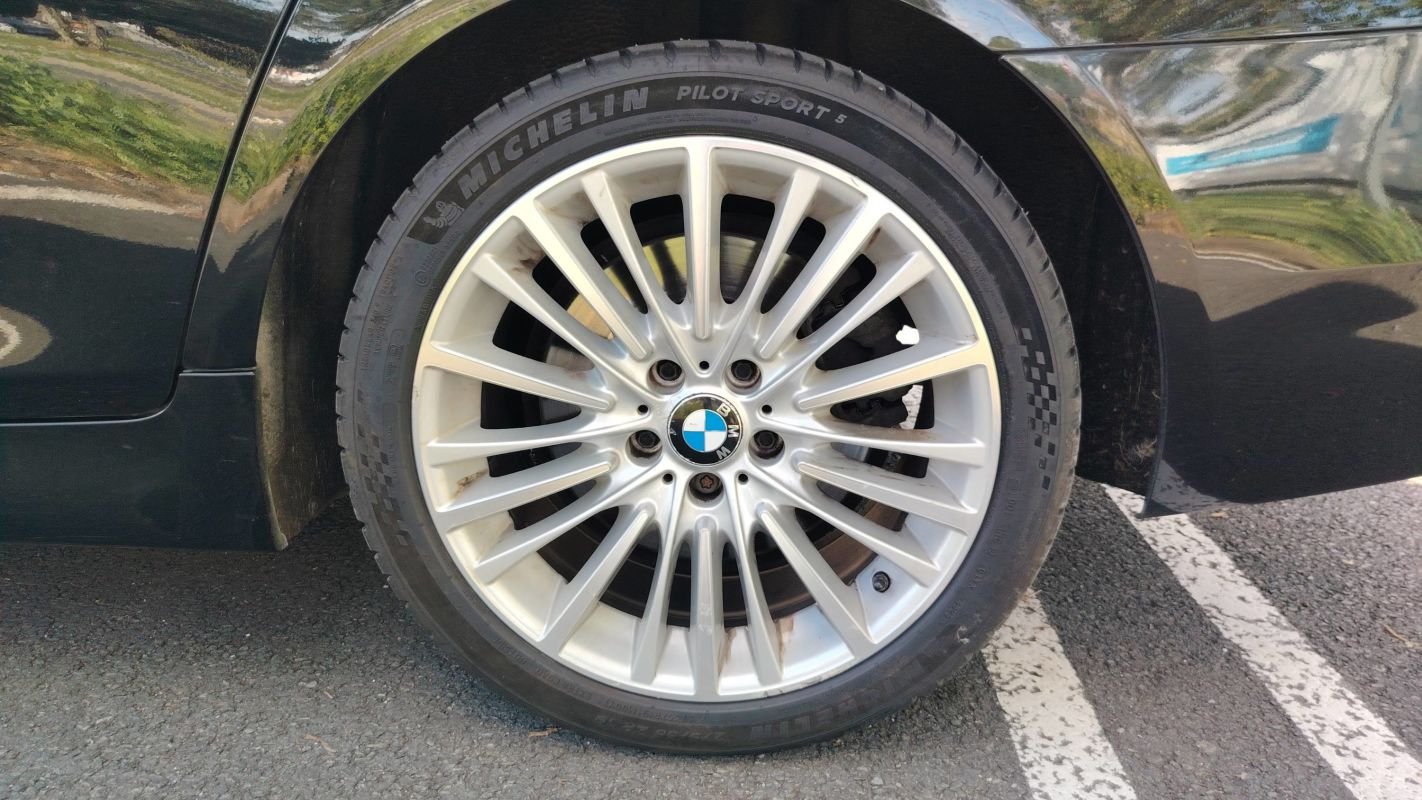 BMW Série 5 - Photo 19