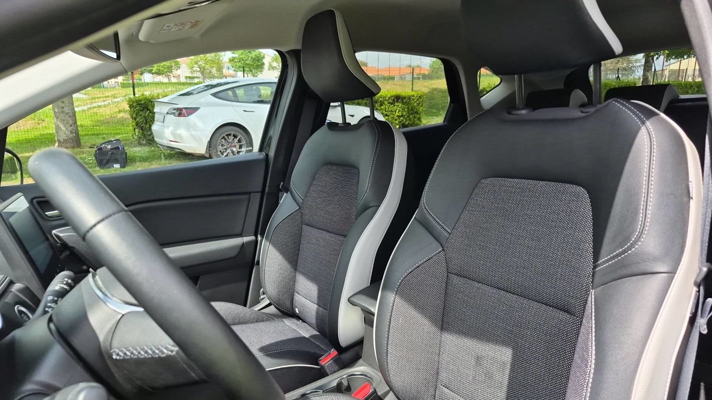 Renault Captur - Photo 26
