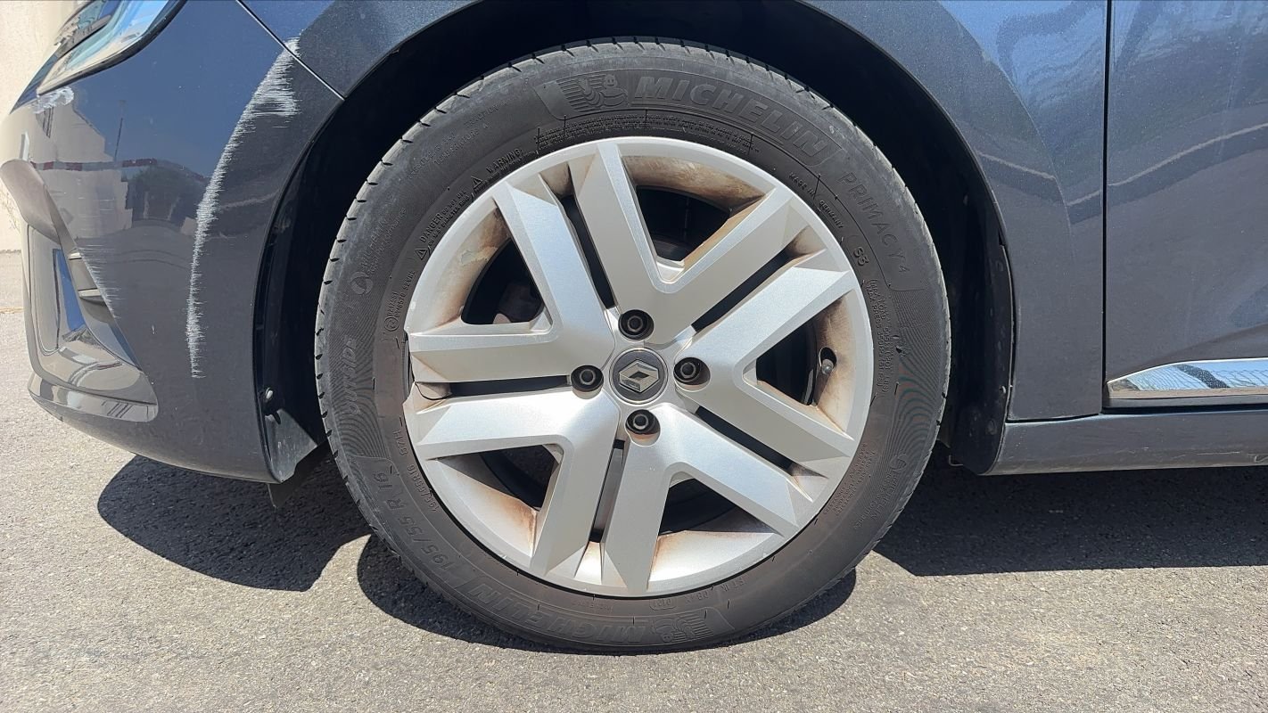 Renault Clio - Photo 18