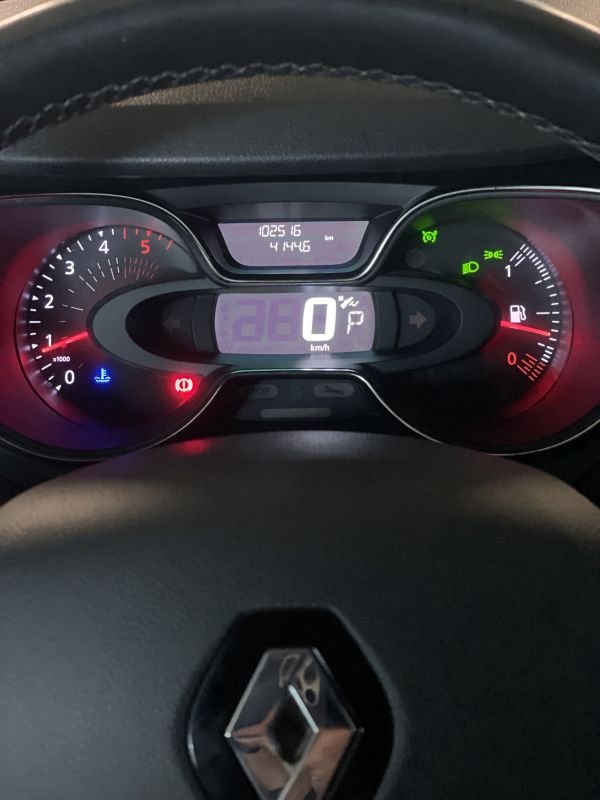 Renault Captur - Photo 12