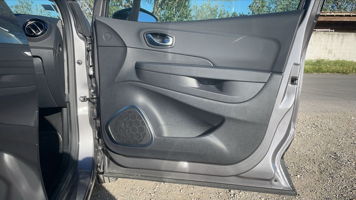 Renault Captur - Photo 24