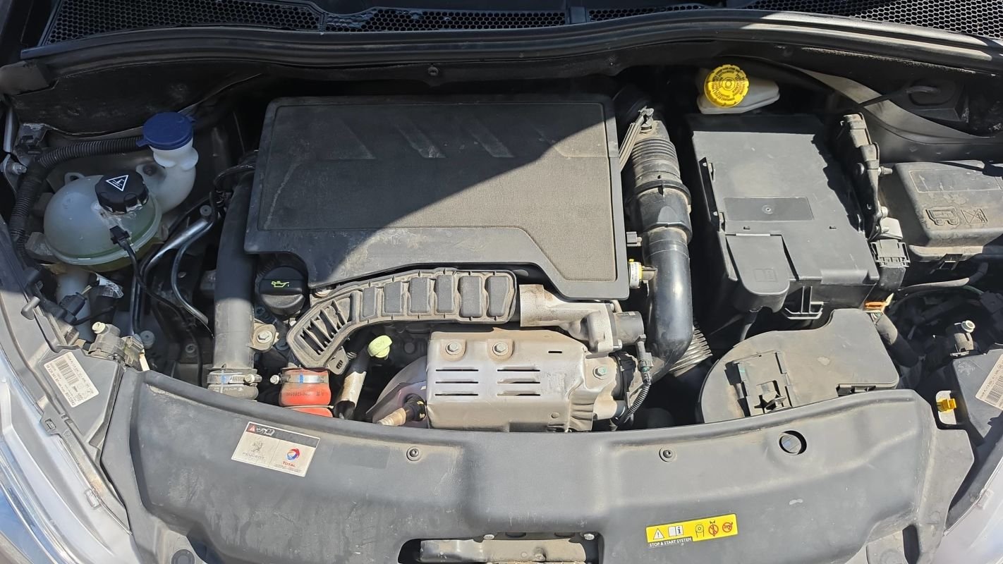 Peugeot 208 - Photo 15