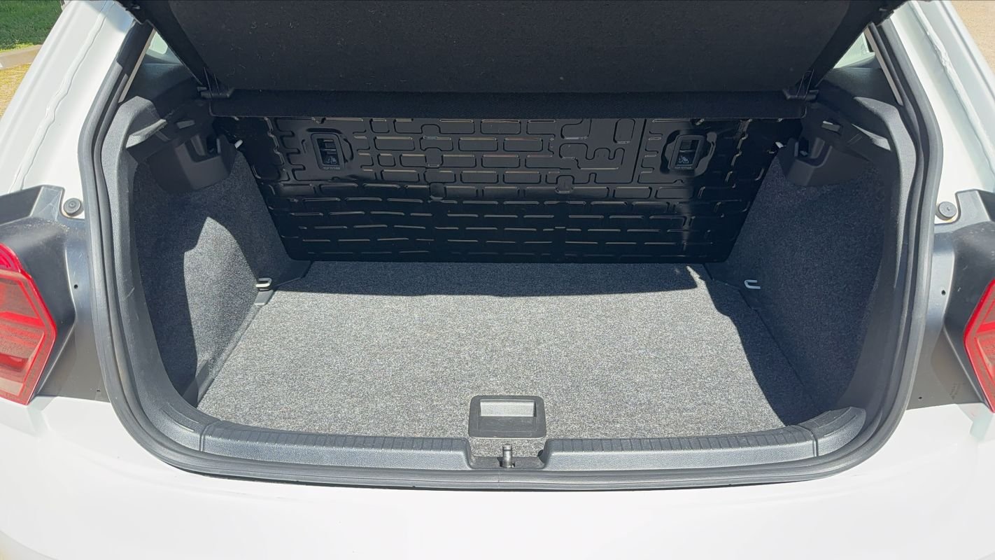 Volkswagen Polo - Photo 14