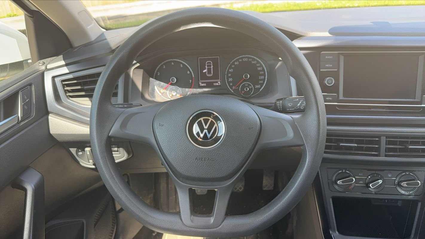 Volkswagen Polo - Photo 22