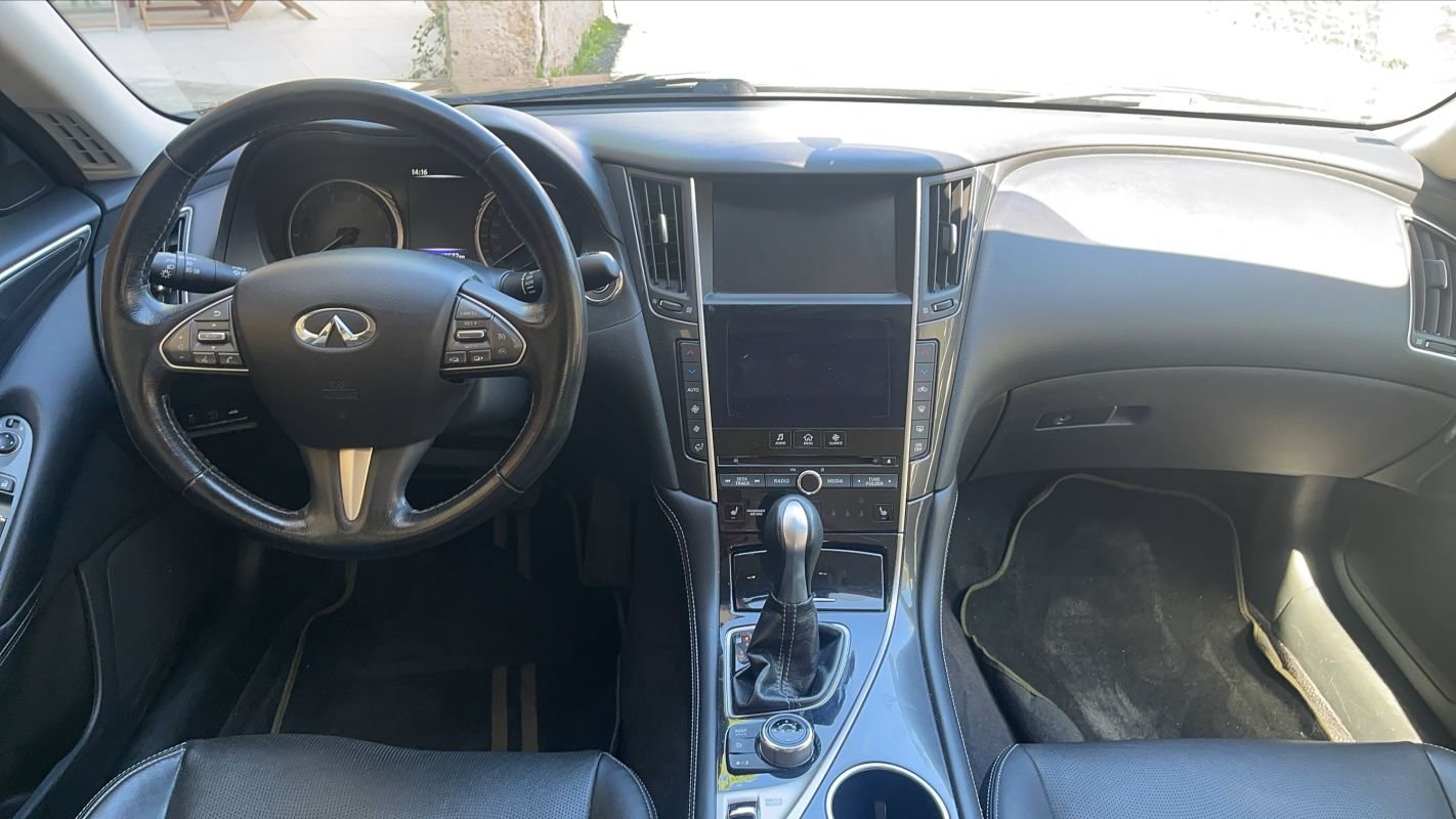 Infiniti Q50 - Photo 11
