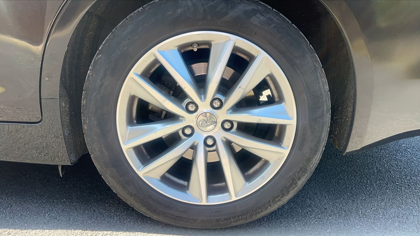 Infiniti Q50 - Photo 19
