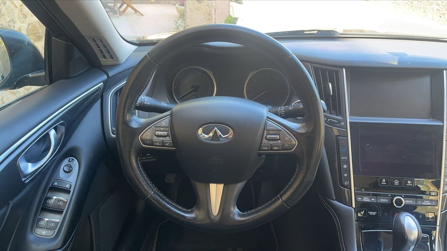 Infiniti Q50 - Photo 24