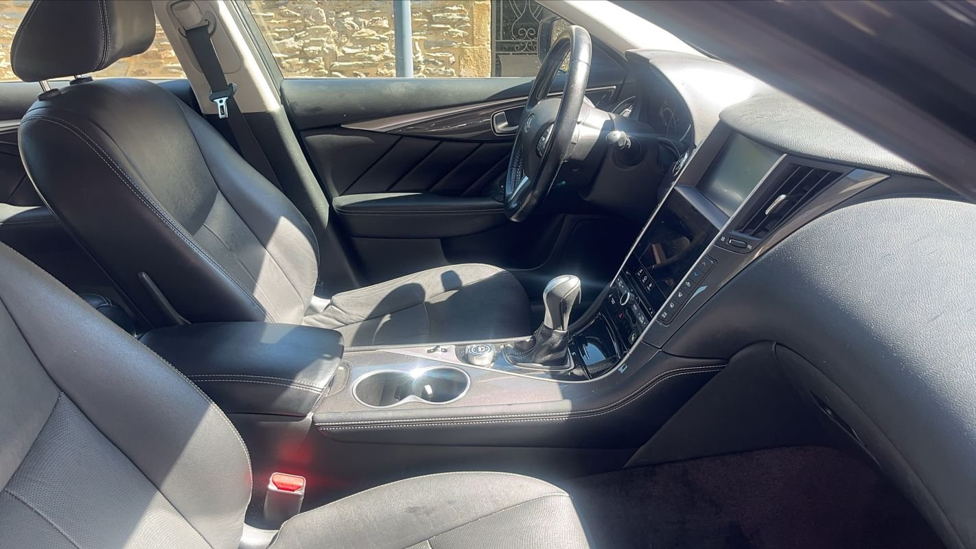 Infiniti Q50 - Photo 27