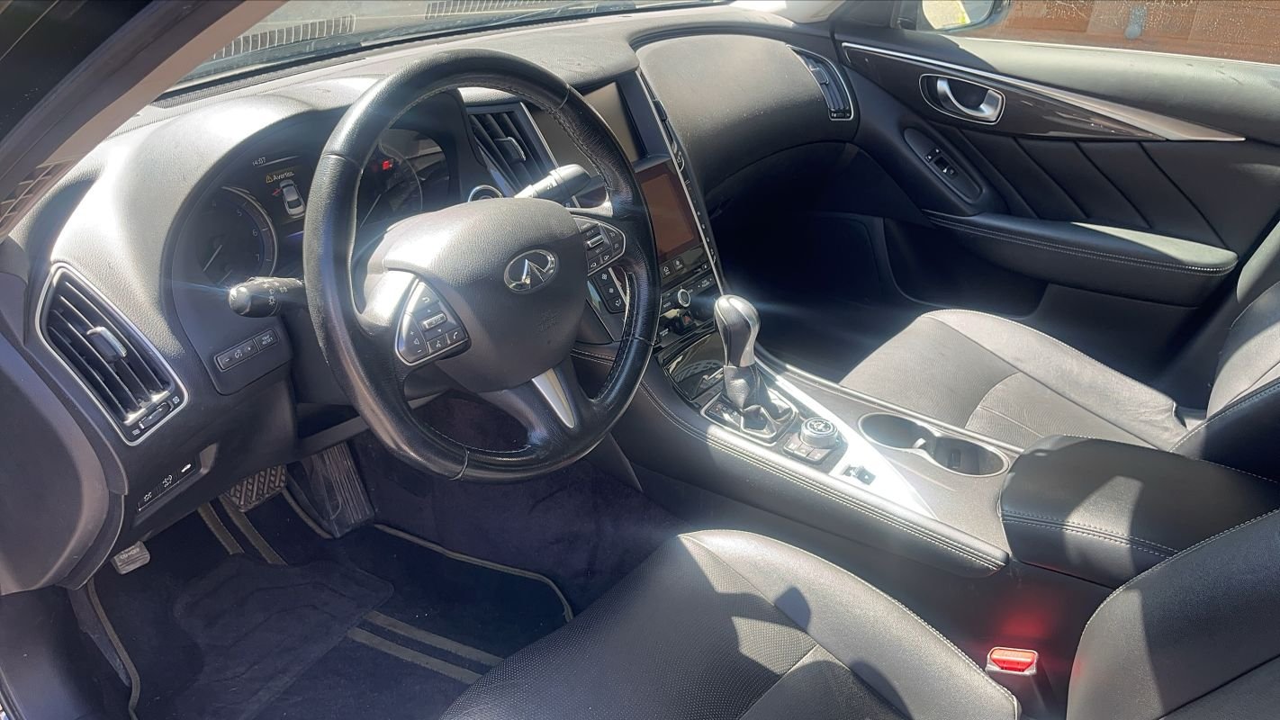 Infiniti Q50 - Photo 8