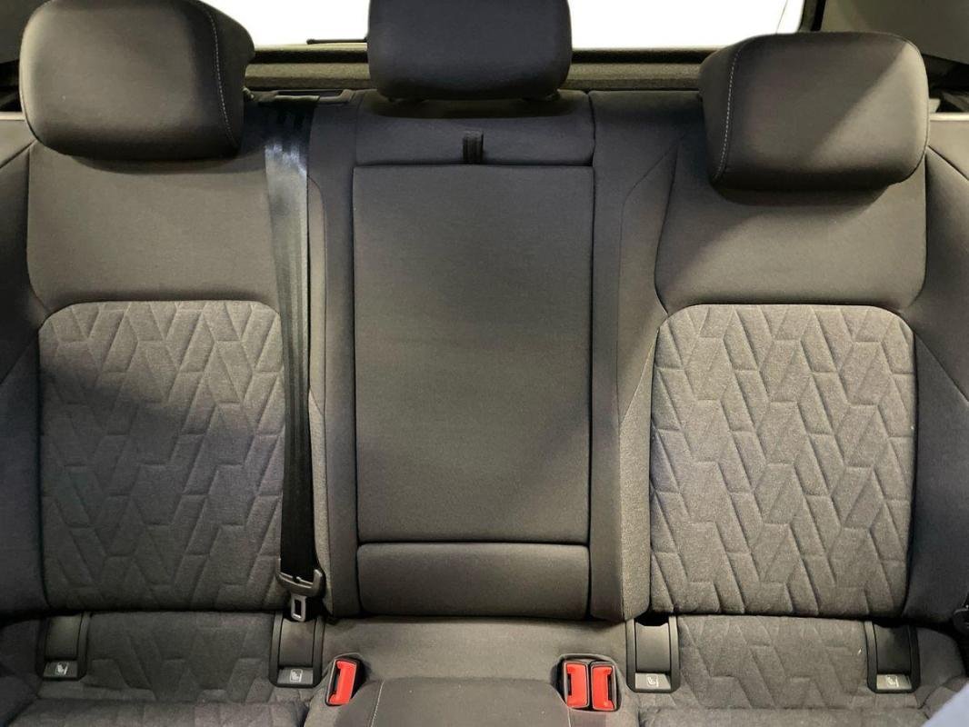 Volkswagen Golf - Photo 22