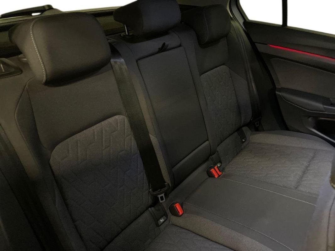 Volkswagen Golf - Photo 23