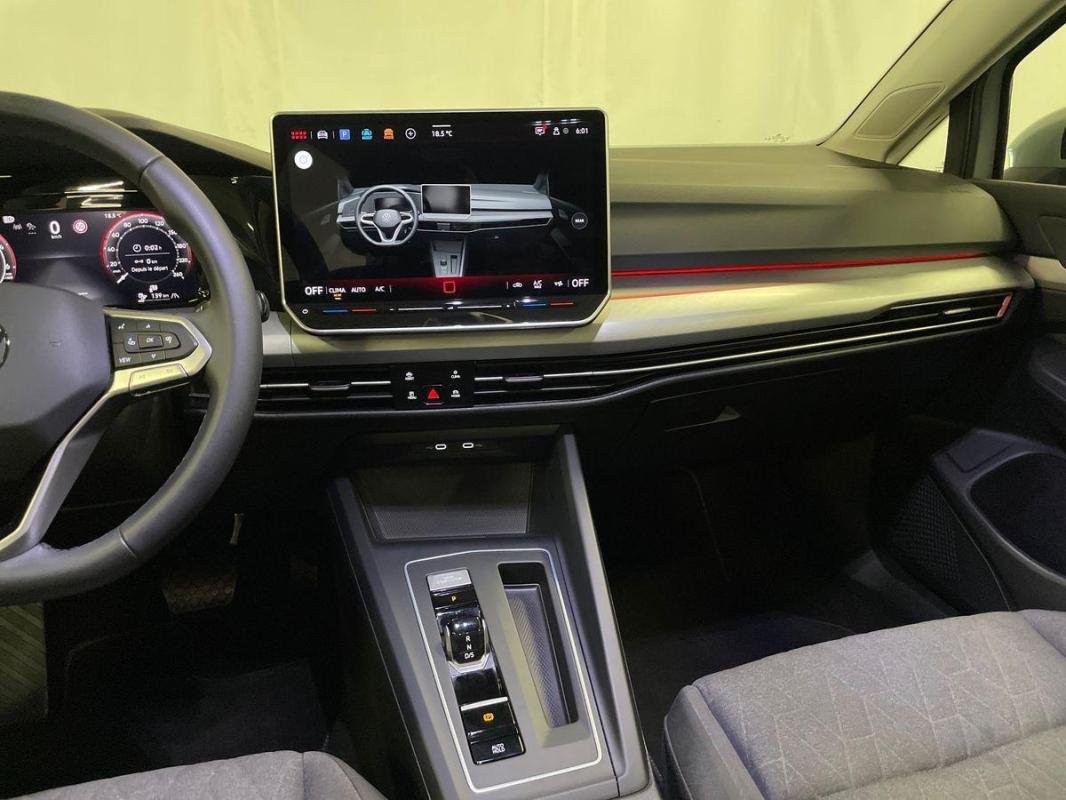 Volkswagen Golf - Photo 10