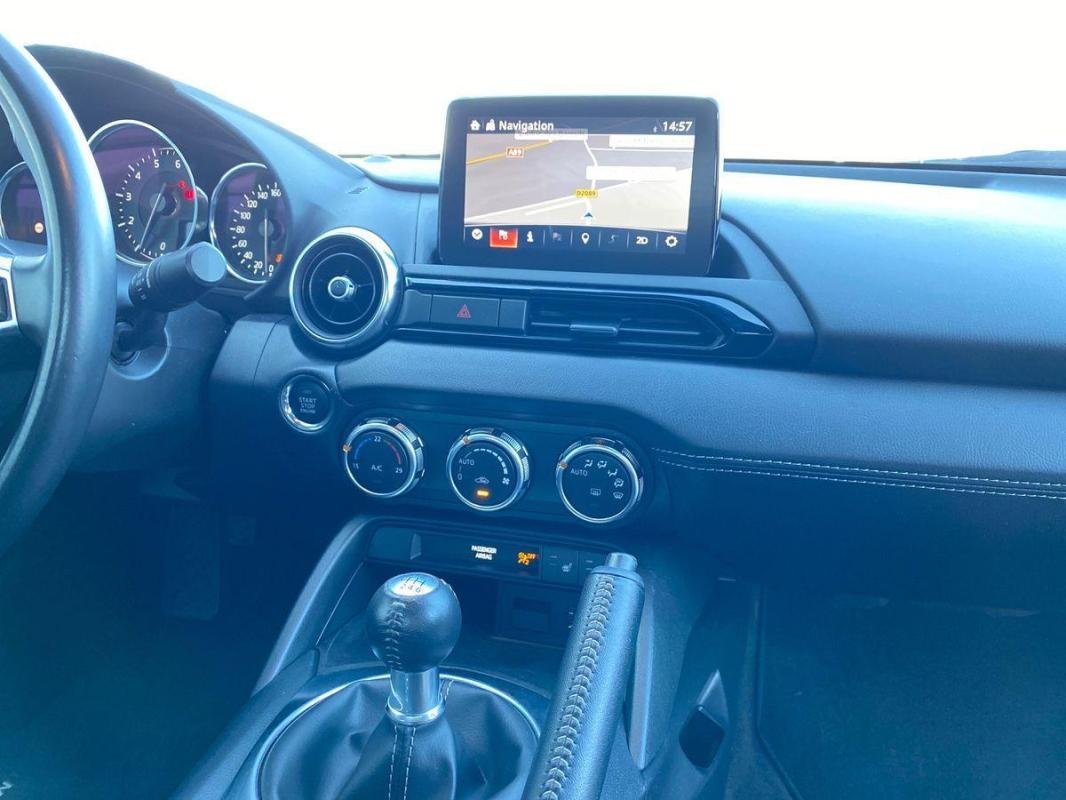 Mazda MX-5 - Photo 11