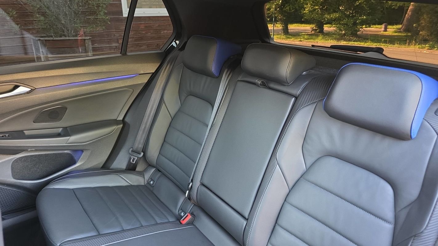 Volkswagen Golf - Photo 9