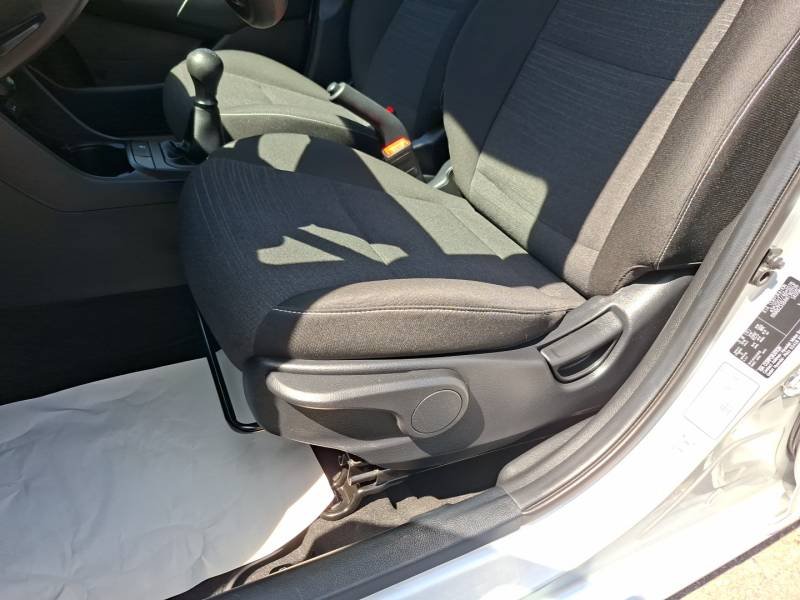 Kia Picanto - Photo 25