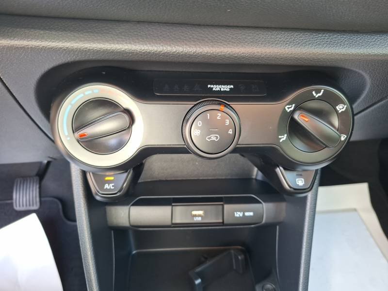 Kia Picanto - Photo 31