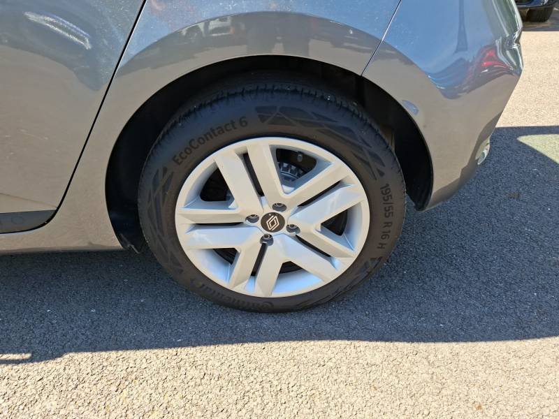 Renault Clio - Photo 18