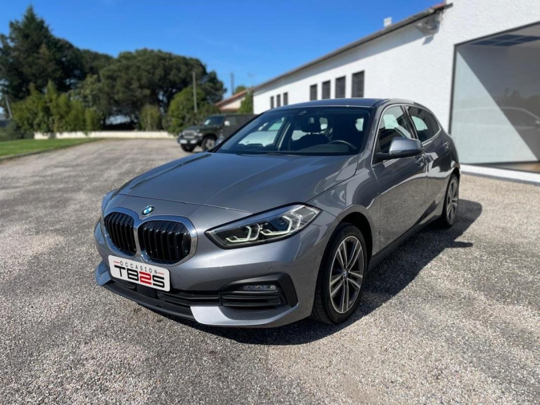 BMW Série 1 - Photo 6
