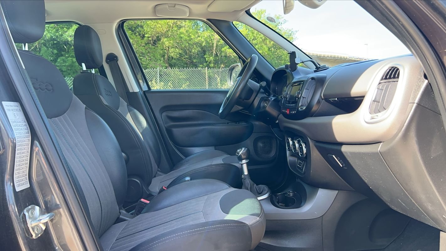 Fiat 500L - Photo 26