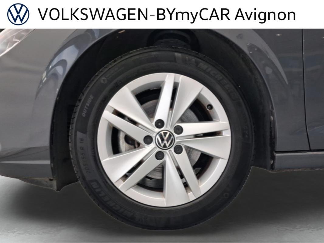 Volkswagen Golf - Photo 17