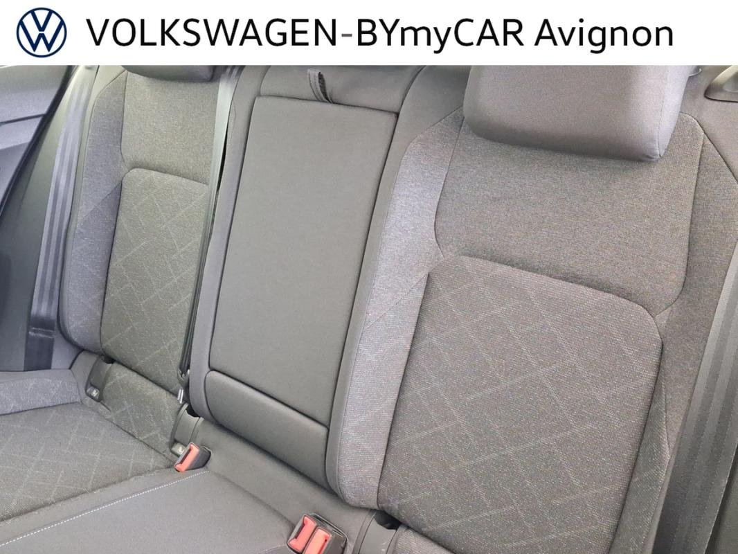 Volkswagen Golf - Photo 24
