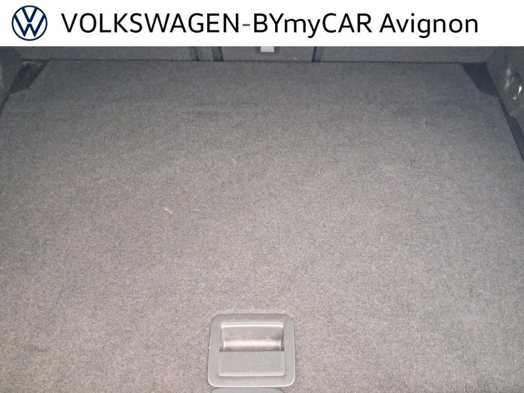 Volkswagen Golf - Photo 25