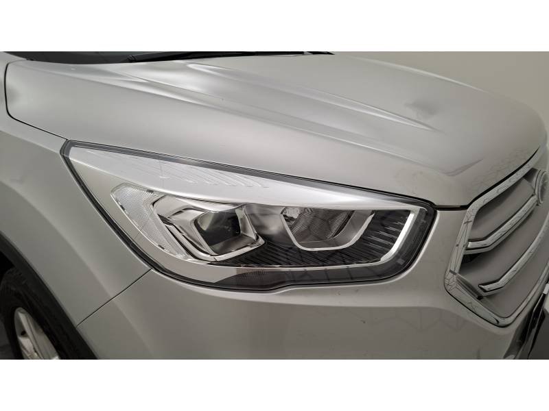 Ford Kuga - Photo 17