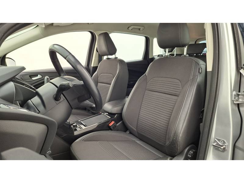 Ford Kuga - Photo 35
