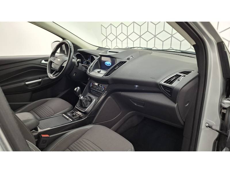 Ford Kuga - Photo 48