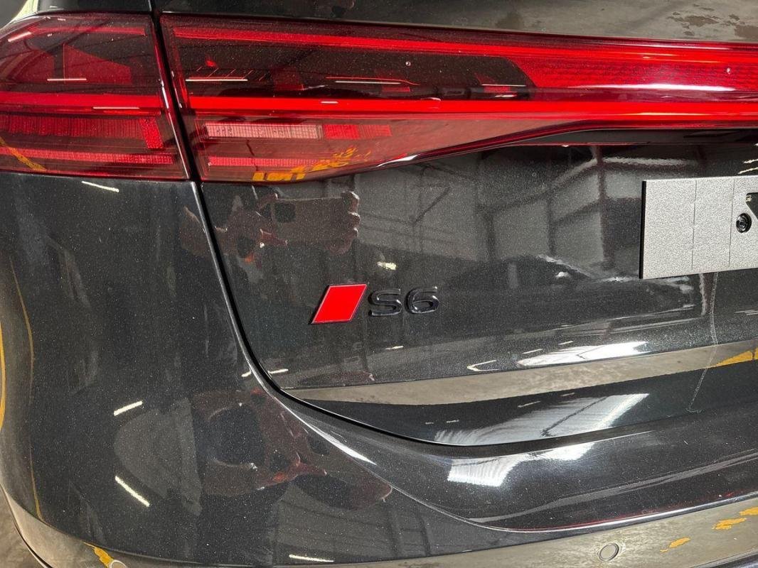 Audi e-tron - Photo 24