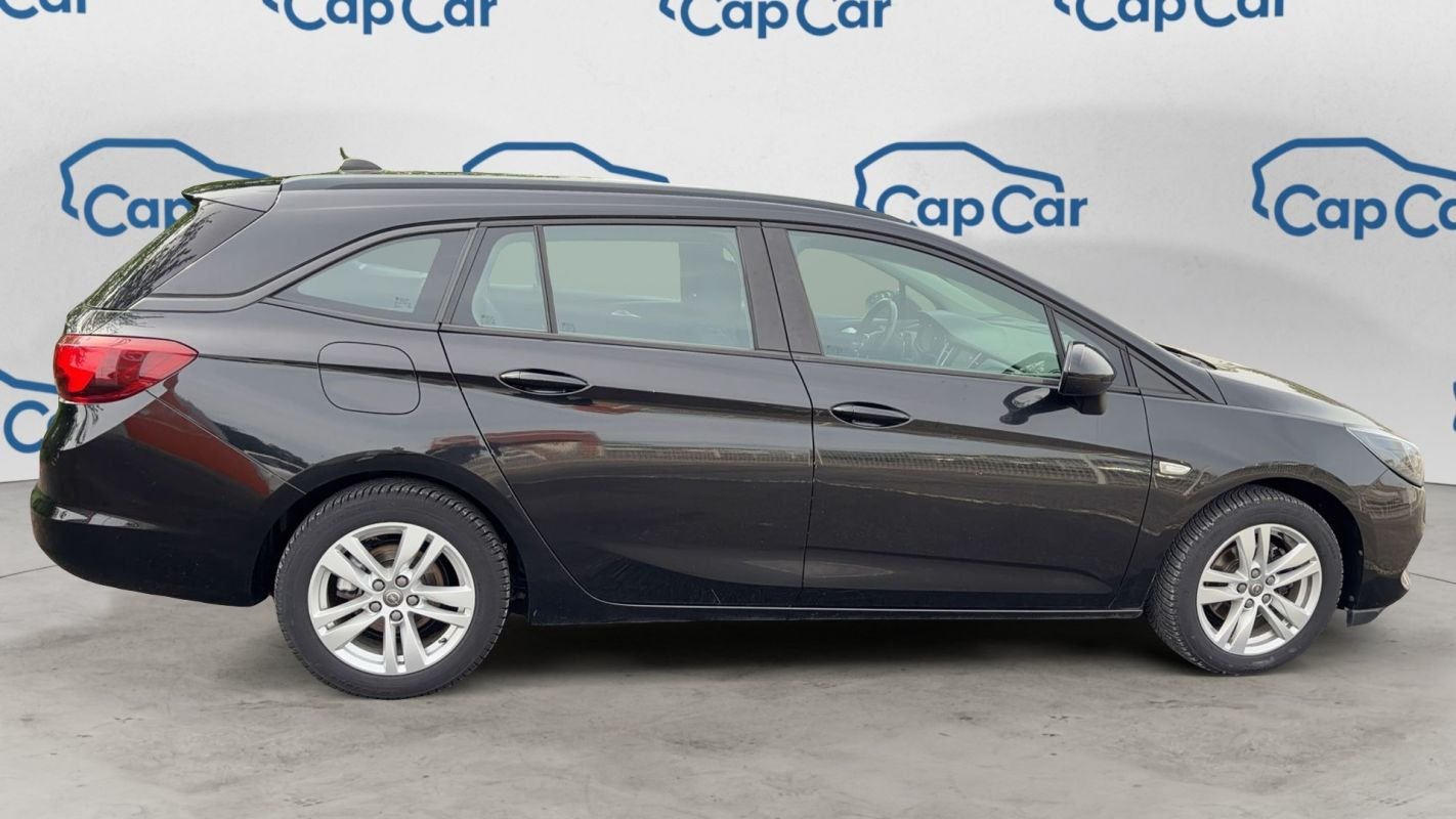 Opel Astra Sports Tourer - Photo 4