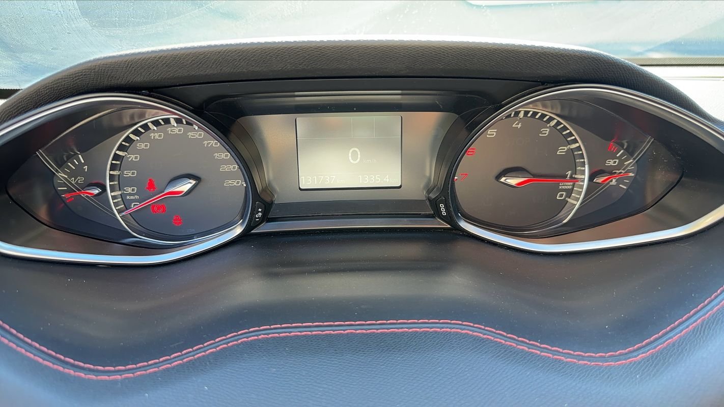 Peugeot 308 SW - Photo 12