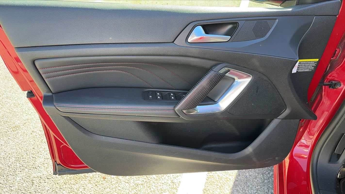 Peugeot 308 SW - Photo 7
