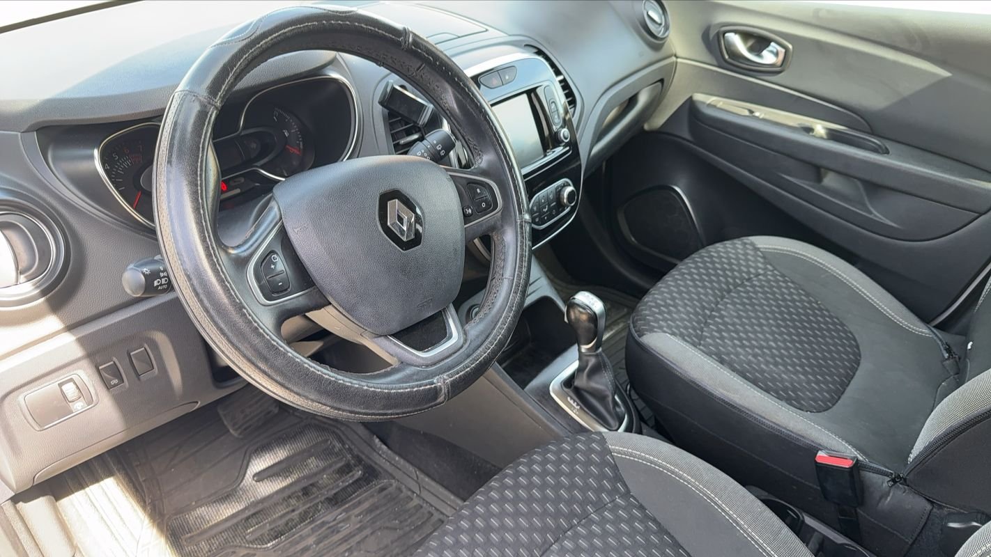 Renault Captur - Photo 8