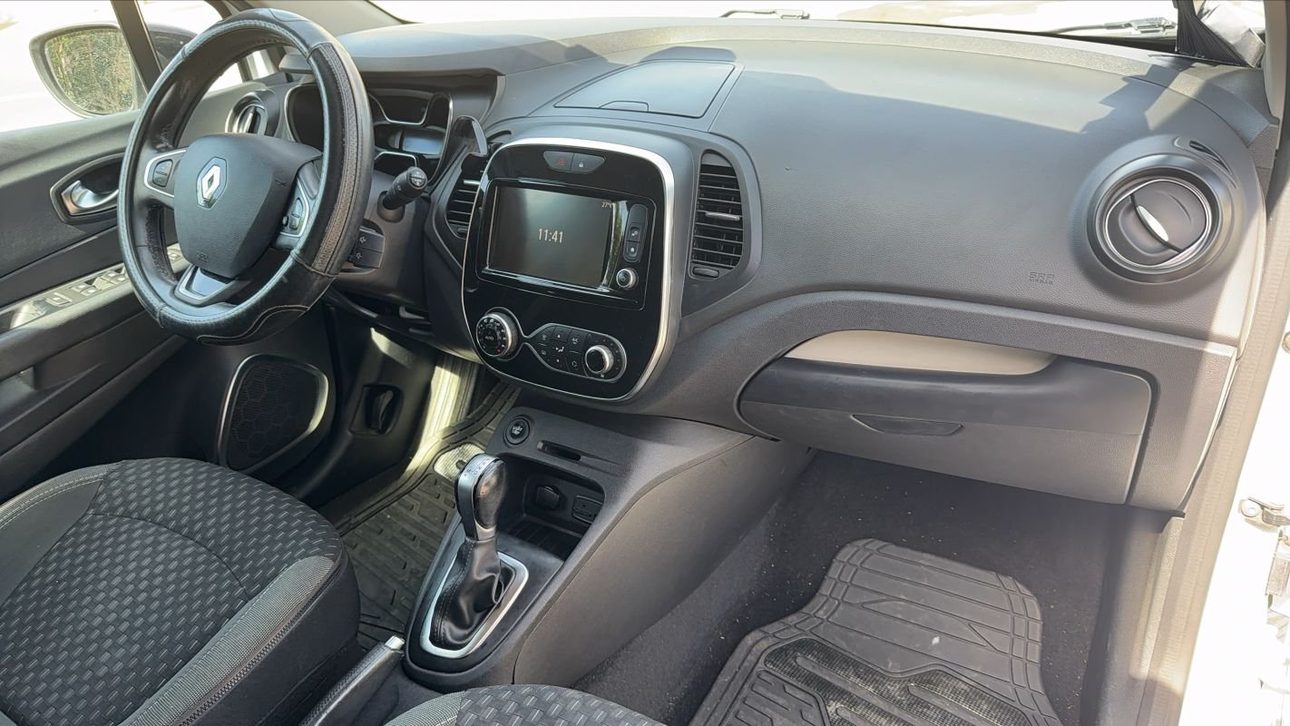 Renault Captur - Photo 10