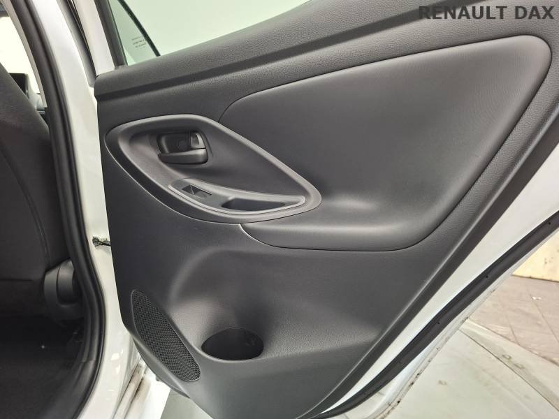 Toyota Yaris - Photo 20
