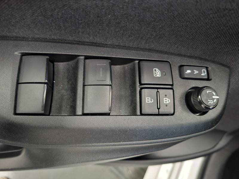 Toyota Yaris - Photo 31