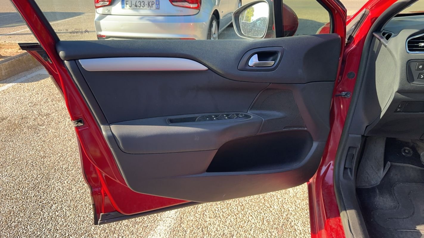 Citroën C4 - Photo 7