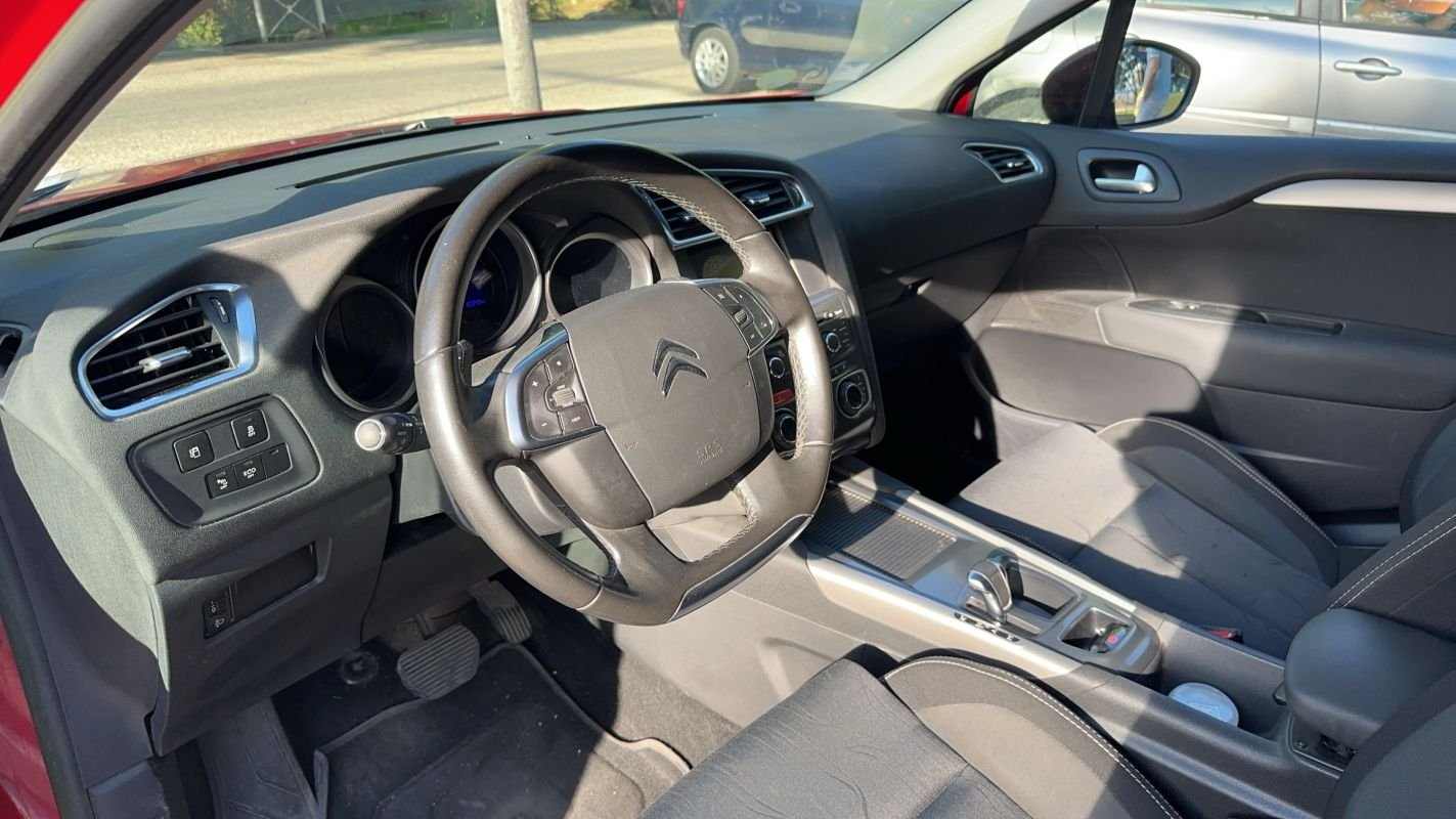 Citroën C4 - Photo 8