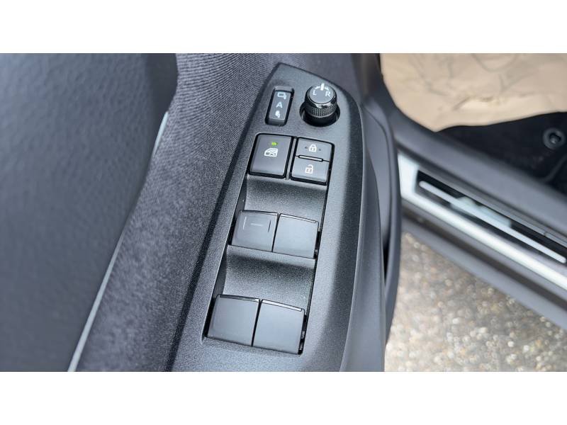 Toyota Yaris - Photo 24
