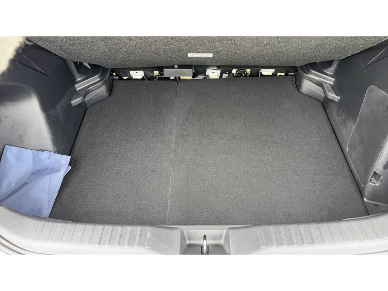Toyota Yaris - Photo 38