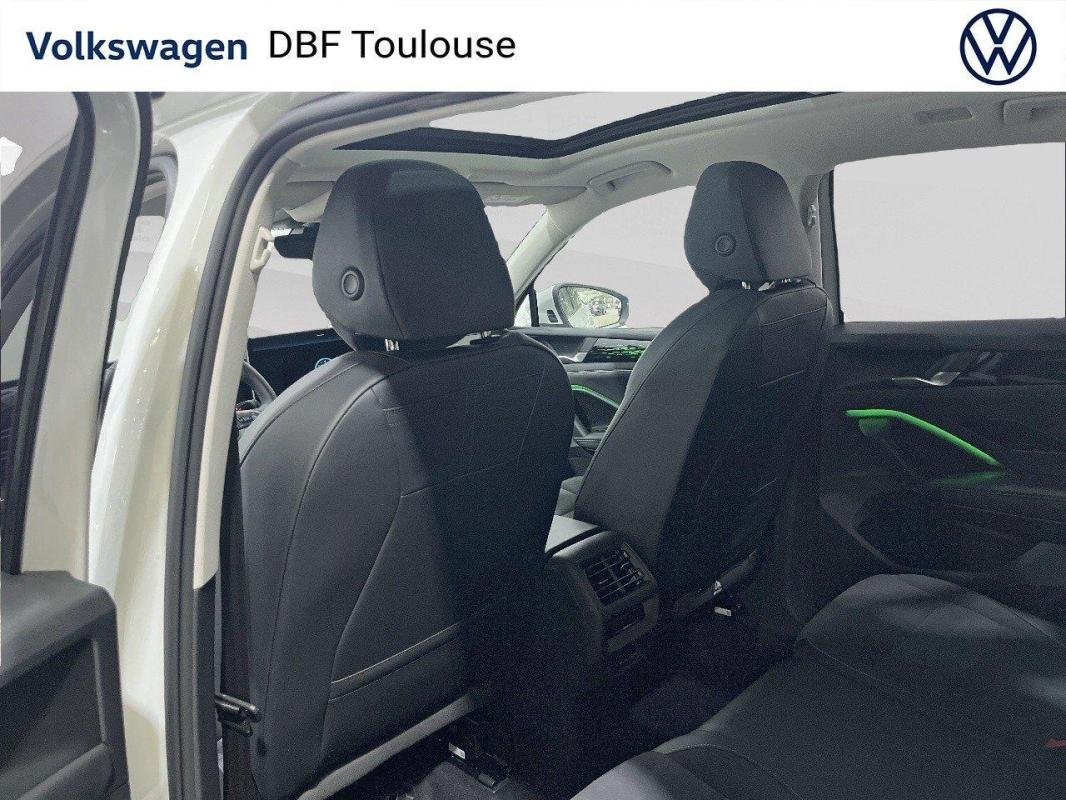 Volkswagen Tiguan - Photo 11