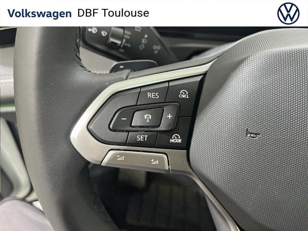 Volkswagen Tiguan - Photo 22