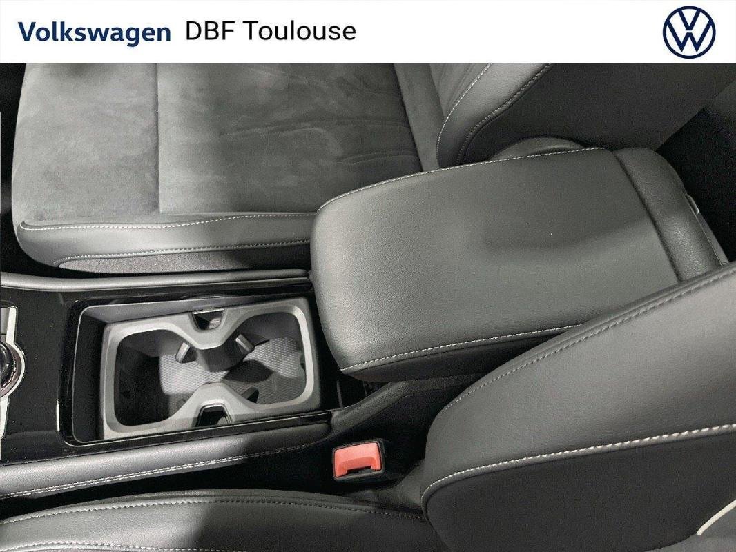 Volkswagen Tiguan - Photo 24