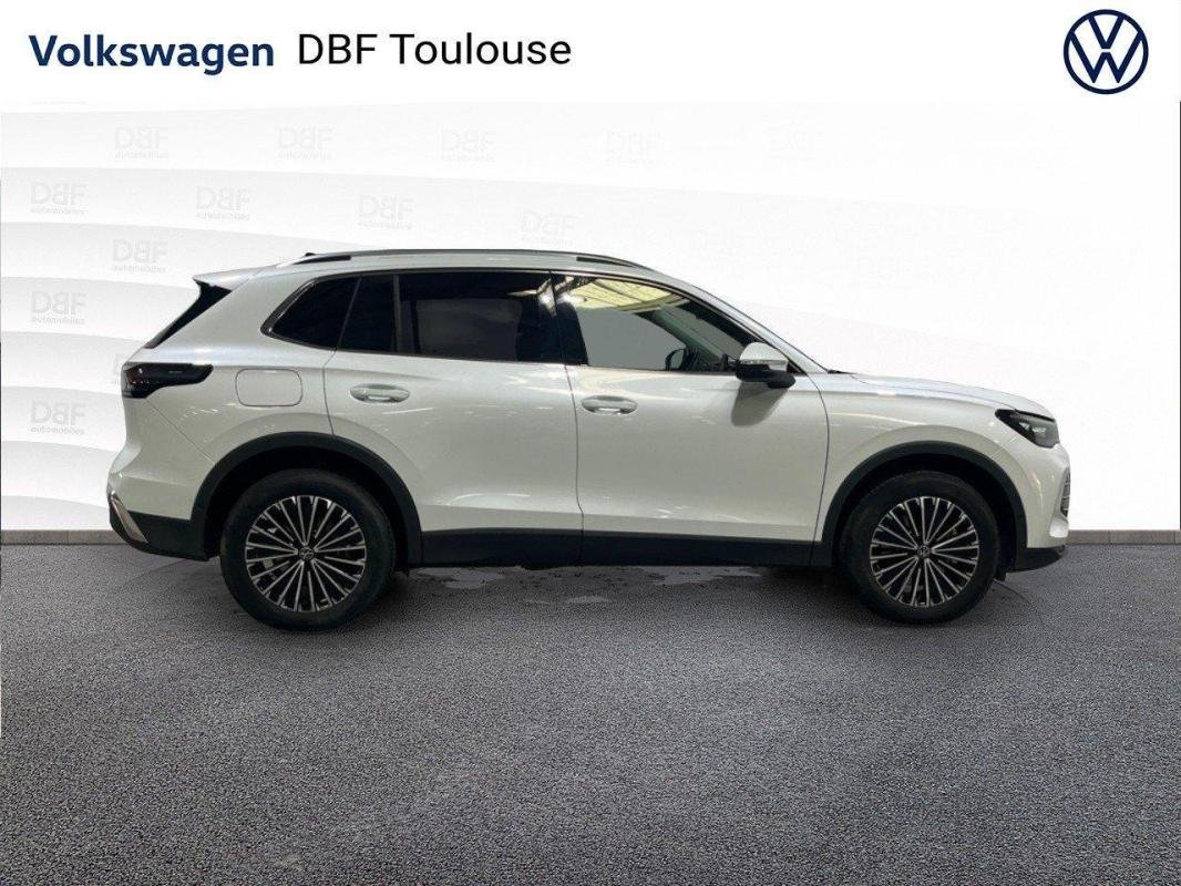 Volkswagen Tiguan - Photo 8